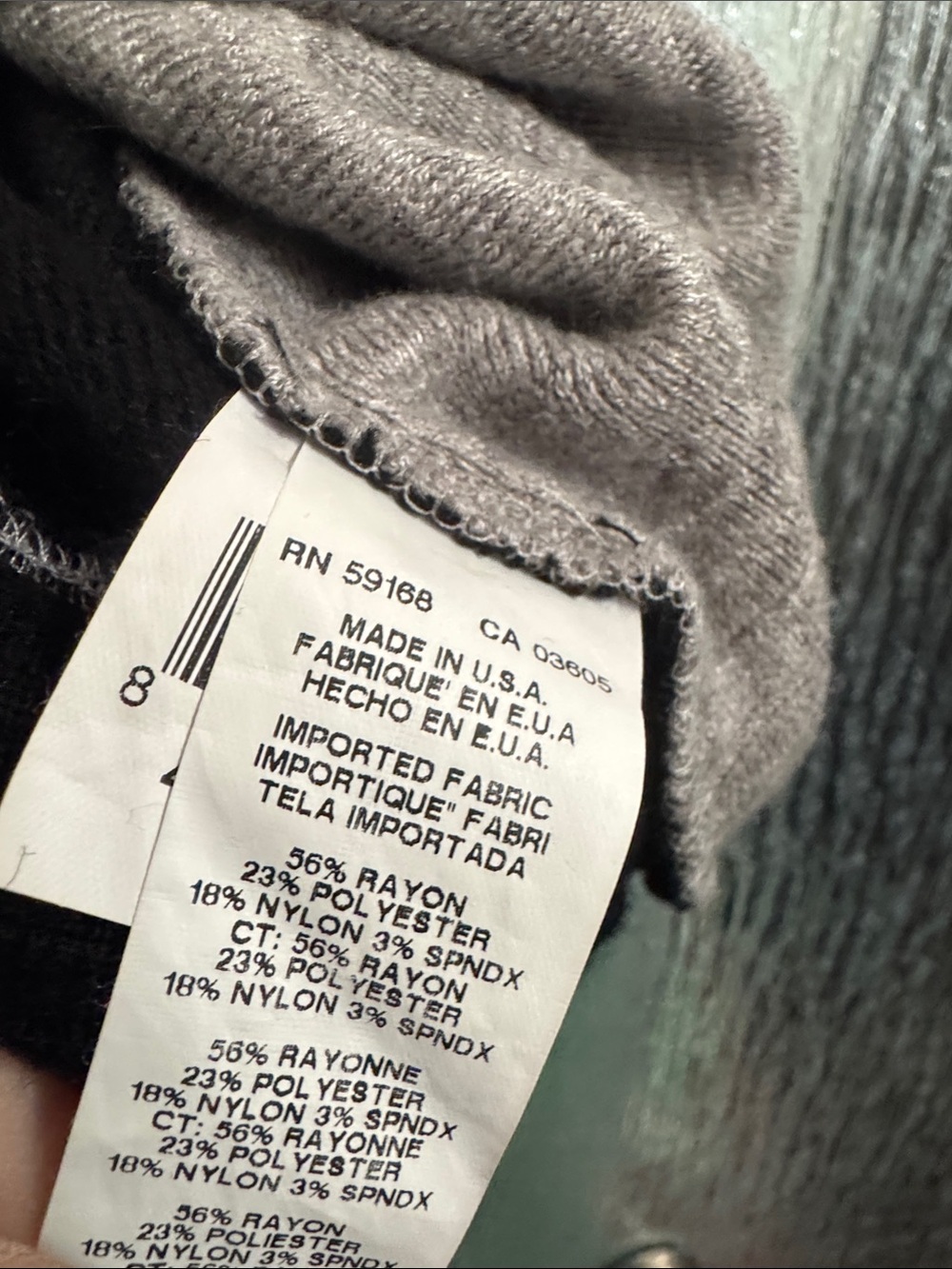 Minimal Ribbed Crewneck Sweater - Picture 8 of 8